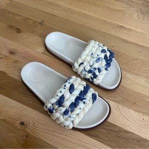 NWT Chloe Kacey Tie Die Woven Slides